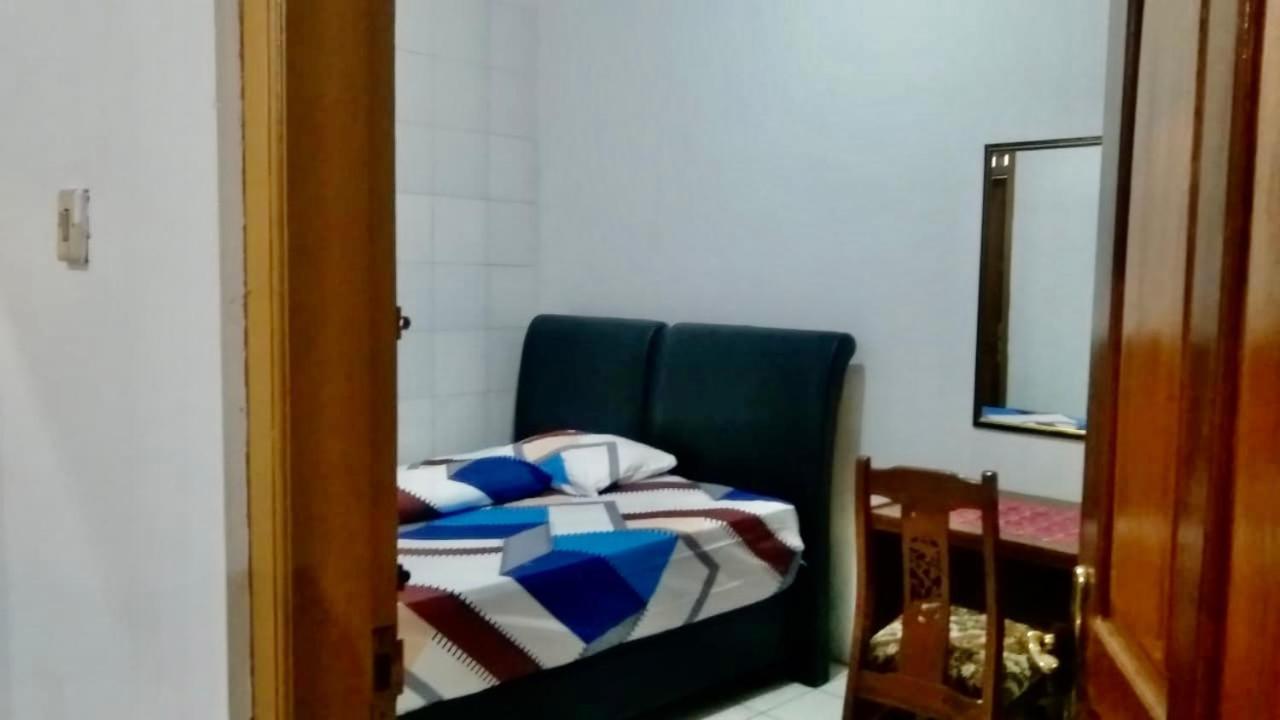 4 Kamar Tidur Bandung