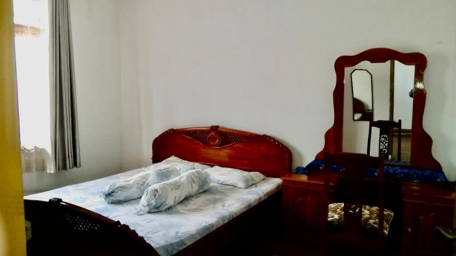 4 Kamar Tidur Bandung