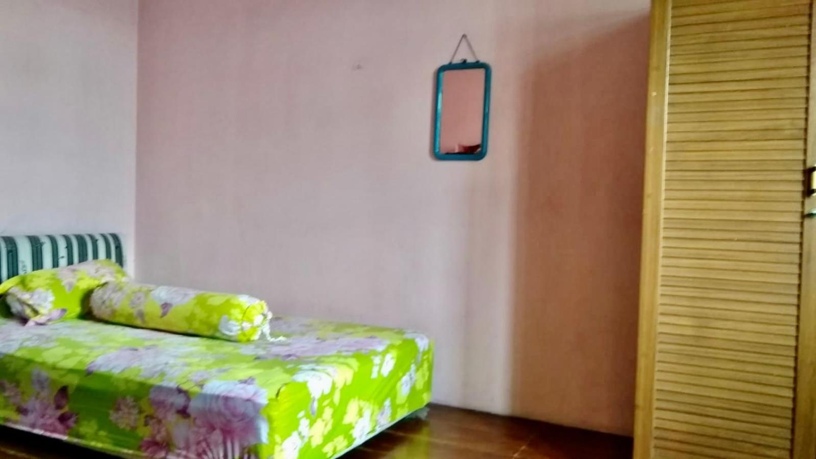 4 Kamar Tidur Villa Bandung